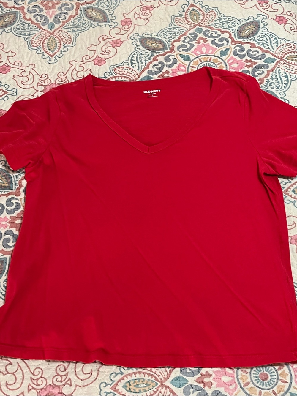 Old Navy Red V-Neck Short Sleeve Tee